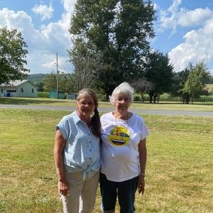 Meet your Posher, Annette